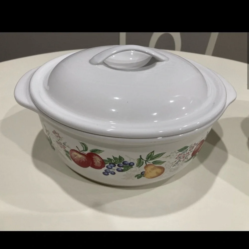 Corelle Stoneware 2.5qt Casserole Dish